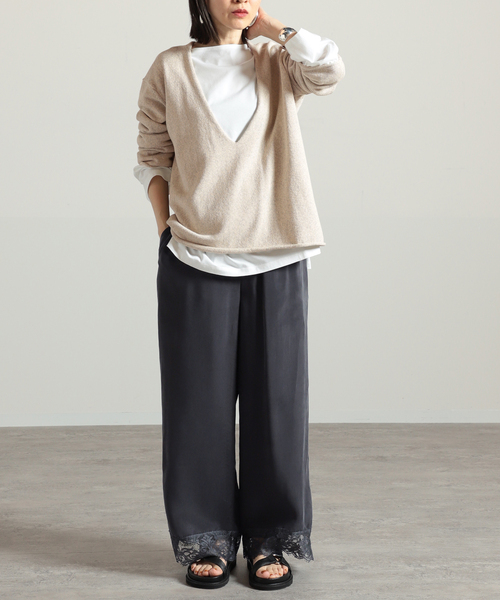 VERMEIL par iena(ヴェルメイユパーイエナ)の「キュプラフィブリル 裾レースパンツ◆(その他パンツ・レディース・チャコールグレー/ブルー系その他・40/38/36)」の18枚目の写真