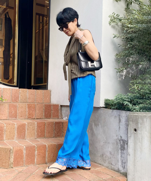 VERMEIL par iena(ヴェルメイユパーイエナ)の「キュプラフィブリル 裾レースパンツ◆(その他パンツ・レディース・チャコールグレー/ブルー系その他・40/38/36)」の8枚目の写真