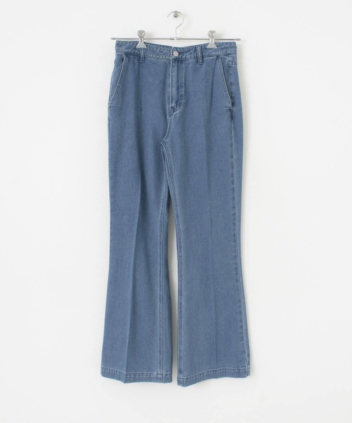 HEYUMM（ヘユム）の「センタープレスフレアデニムパンツ（デニムパンツ・レディース・ワンウォッシュ/インディゴブルー/ブラック・SMALL/MEDIUM）」の6枚目の写真