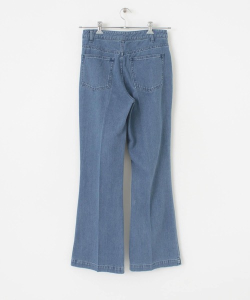 HEYUMM（ヘユム）の「センタープレスフレアデニムパンツ（デニムパンツ・レディース・ワンウォッシュ/インディゴブルー/ブラック・SMALL/MEDIUM）」の7枚目の写真