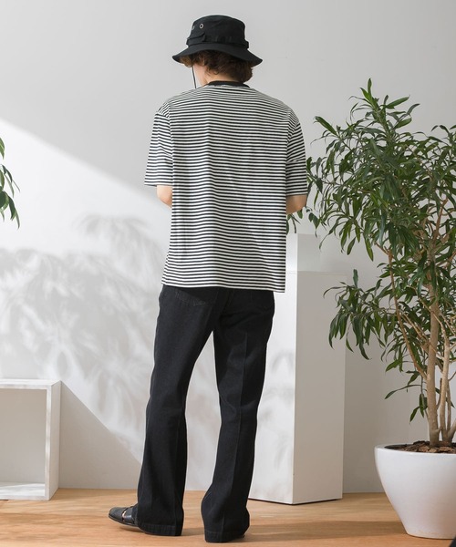 HEYUMM（ヘユム）の「センタープレスフレアデニムパンツ（デニムパンツ・レディース・ワンウォッシュ/インディゴブルー/ブラック・SMALL/MEDIUM）」の11枚目の写真