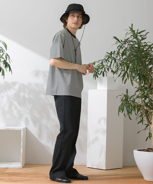 HEYUMM（ヘユム）の「センタープレスフレアデニムパンツ（デニムパンツ・レディース・ワンウォッシュ/インディゴブルー/ブラック・SMALL/MEDIUM）」の12枚目の写真