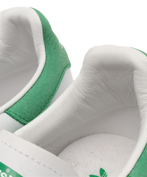 SHIPS(シップス)の「adidas: 『STAN SMITH』(スニーカー・メンズ・ネイビー/グリーン・9.5/9/10)」の11枚目の写真