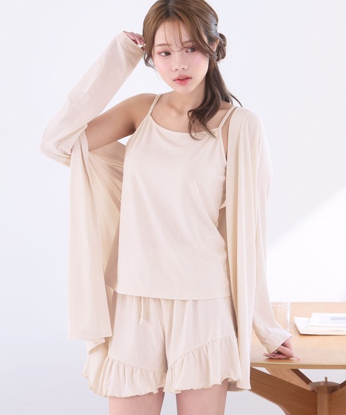 aimerfeel（エメフィール）の「【WEB限定】リブフリル ショートパンツ 3点セット（ルームウェア/パジャマ・レディース・プラム/チャコールグレー/ピンクベージュ/杢グレー/ピンク/ライトグリーン/サーモンピンク/グレイッシュブルー/パープル/オフホワイト/モカ・MEDIUM/LARGE）」の2枚目の写真