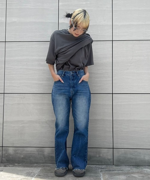 DANKE SCHON（ダンケシェーン）の「DankeSchon/ダンケシェーン/Flared pants/フレアパンツ（デニムパンツ・レディース・ブルー・SMALL/LARGE/MEDIUM）」の7枚目の写真