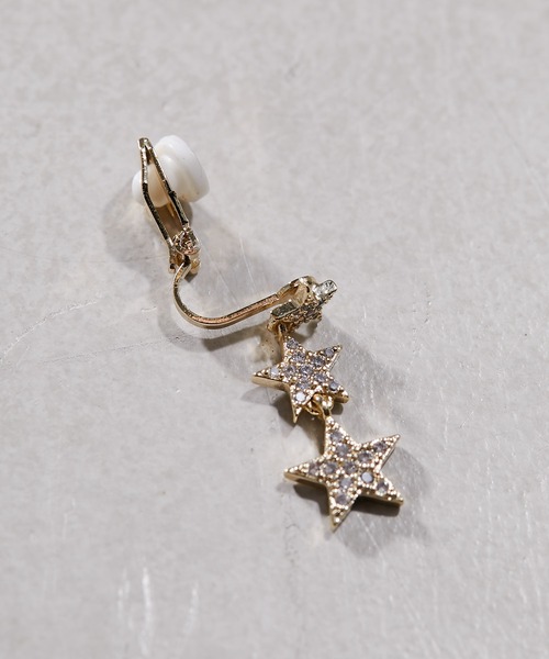 ear PAPILLONNER（イアパピヨネ）の「スリースターイヤリング（イヤリング・レディース・ゴールド・FREE）」の3枚目の写真