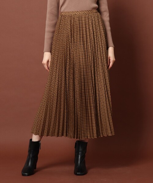 DRESSTERIOR(ドレステリア)の「◆小紋プリントプリーツスカート(スカート・レディース・ブラウン系1・40/38/36/34)」の1枚目の写真