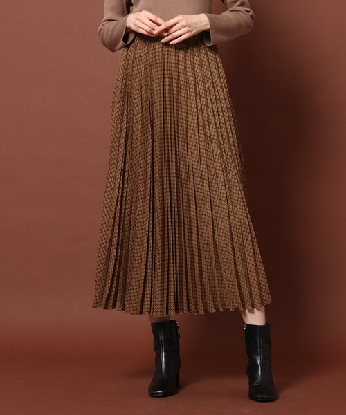 DRESSTERIOR(ドレステリア)の「◆小紋プリントプリーツスカート(スカート・レディース・ブラウン系1・40/38/36/34)」の4枚目の写真