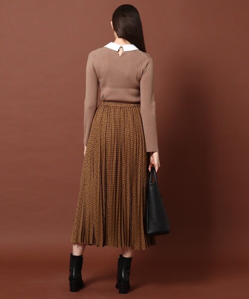 DRESSTERIOR(ドレステリア)の「◆小紋プリントプリーツスカート(スカート・レディース・ブラウン系1・40/38/36/34)」の3枚目の写真