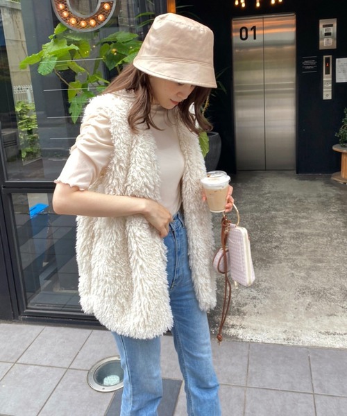 one after another NICE CLAUP(ワンアフターアナザーナイスクラップ)の「【2022AWアイテム】フェイクレザークローシュハット(ハット・レディース・ブラウン/ダークブラウン/ベージュ・FREE)」の14枚目の写真