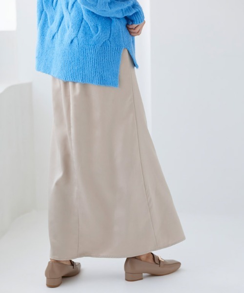 Pierrot(ピエロ)の「サテンナロースカート ロング丈(スカート・レディース・ブラック/イエロー/ベージュ系その他/スモークピンク/チャコール・M/L)」の12枚目の写真