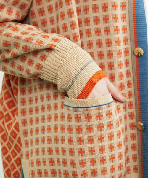 FRAPBOIS(フラボア)の「コモンカーデ(カーディガン/ボレロ・レディース・ベージュ/ブラック・1/2)」の7枚目の写真