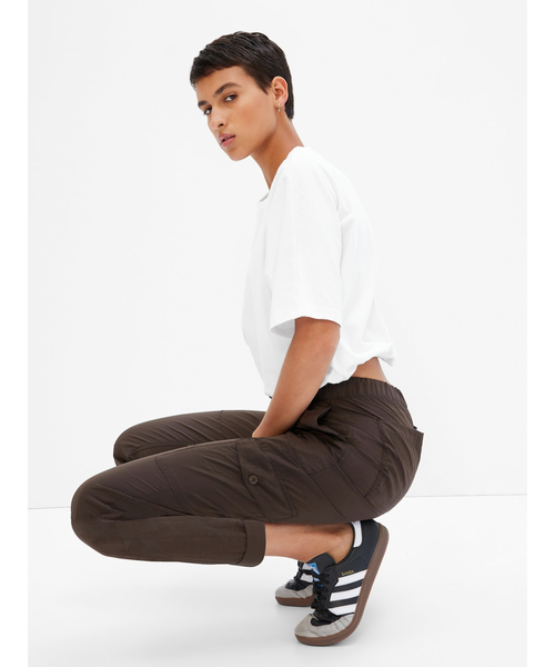 GAP（ギャップ）の「ナイロン プルオン カーゴパンツ（カーゴパンツ・レディース・ブラウン/カーキ/ブラック・M/XXS/XS/L/S）」の8枚目の写真
