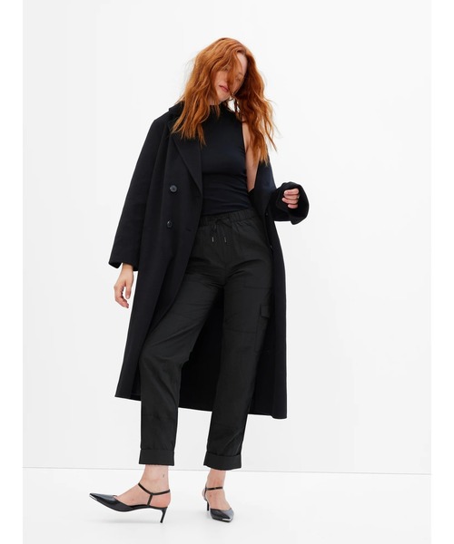 GAP（ギャップ）の「ナイロン プルオン カーゴパンツ（カーゴパンツ・レディース・ブラウン/カーキ/ブラック・M/XXS/XS/L/S）」の6枚目の写真
