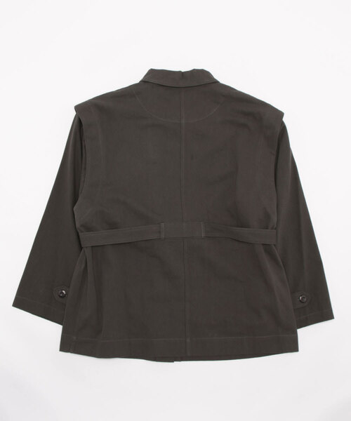 Doux archives（ドゥアルシーヴ）の「スイッチスリーブミリタリージャケット（ミリタリージャケット・レディース・チャコールグレー/ベージュ/カーキ・FREE）」の6枚目の写真