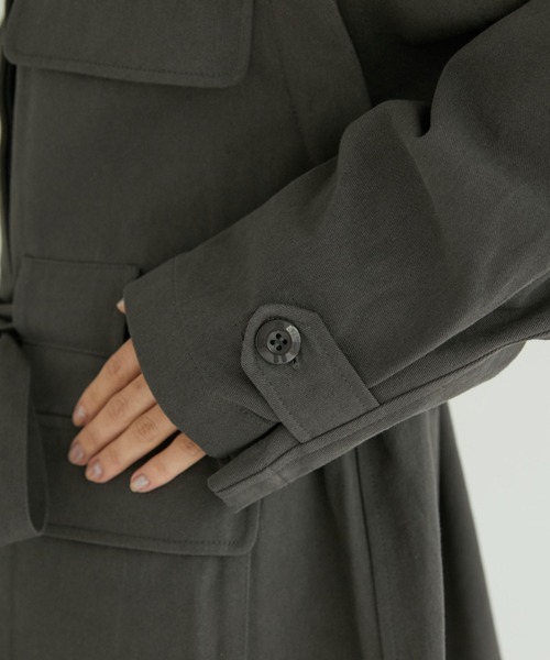Doux archives（ドゥアルシーヴ）の「スイッチスリーブミリタリージャケット（ミリタリージャケット・レディース・チャコールグレー/ベージュ/カーキ・FREE）」の11枚目の写真