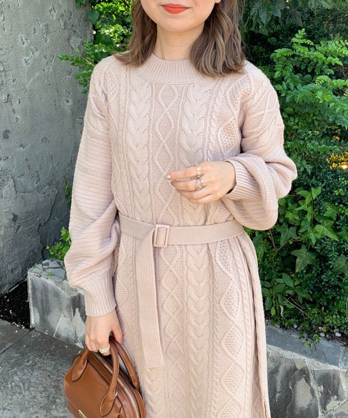 OLIVE des OLIVE(オリーブデオリーブ)の「【WEB限定カラー有】ケーブルニットワンピース(ワンピース・レディース・ピンク/ベージュ/オフホワイト/サックスブルー/ラベンダー・FREE)」の20枚目の写真