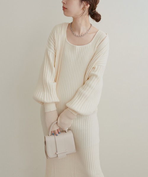 natural couture(ナチュラルクチュール)の「WEB限定/2022AWアイテム/ワイドリブニットワンピースセット(ワンピース・レディース・チャコールグレー/オフホワイト/グリーン/モカ・FREE)」の8枚目の写真