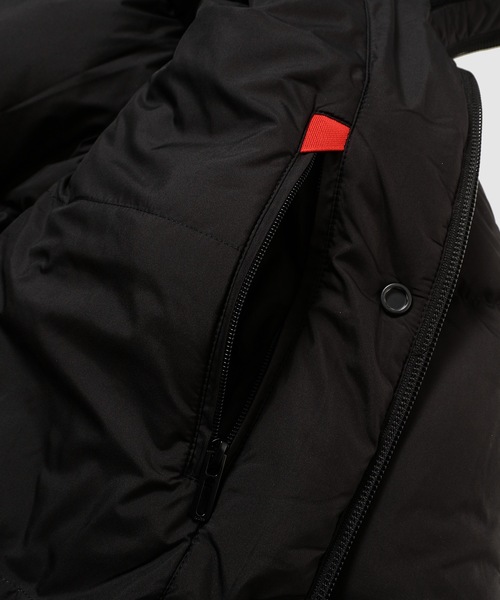 032c（ゼロスリーツーシー）の「THE ULTIMATE PUFFER -MATTE NYLON