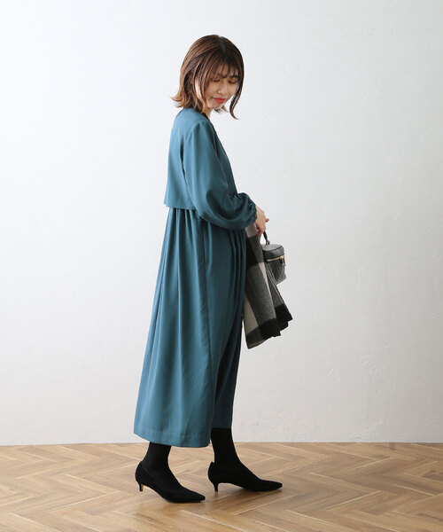 La TOTALITE（ラトータリテ）の「バイカラーシャツワンピース（ワンピース・レディース・ブルー系その他/ベージュ/ネイビー・FREE）」の22枚目の写真