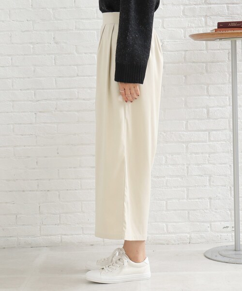 SHOO・LA・RUE(シューラルー)の「◆シンプルワイドパンツ(その他パンツ・レディース・ワインレッド/ダークグリーン/ナチュラル/ブラック・00)」の7枚目の写真