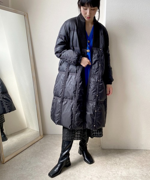 LHELBIE(レルビエ)の「衿ニットロングダウン(ダウンジャケット/コート・レディース・グリーン/ホワイト/ブラック・M)」の11枚目の写真