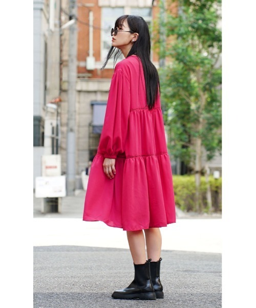 zootie（ズーティー）の「はしごレース ティアードワンピース（ワンピース・レディース・ロイヤルブルー/ブラック/ピンク・M）」の15枚目の写真