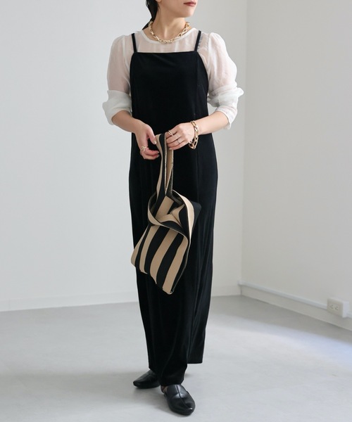 ap retro（アプレトロ）の「ベロアバックリボンキャミワンピース（ワンピース・レディース・グレイッシュベージュ/ブラック/ブラウン・FREE）」の4枚目の写真