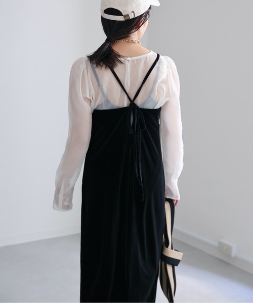 ap retro（アプレトロ）の「ベロアバックリボンキャミワンピース（ワンピース・レディース・グレイッシュベージュ/ブラック/ブラウン・FREE）」の10枚目の写真