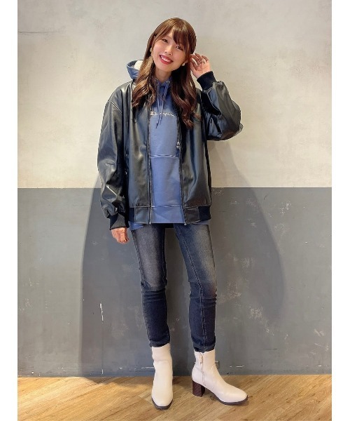 Champion(チャンピオン)の「【Champion】あったか裏ボアパーカー(パーカー・レディース・ブラック/ブルー・L/M)」の21枚目の写真