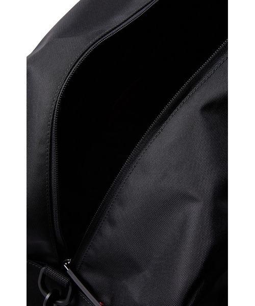 HUGO（ヒューゴ）の「レッドロゴラベル リサイクルナイロン ホールド