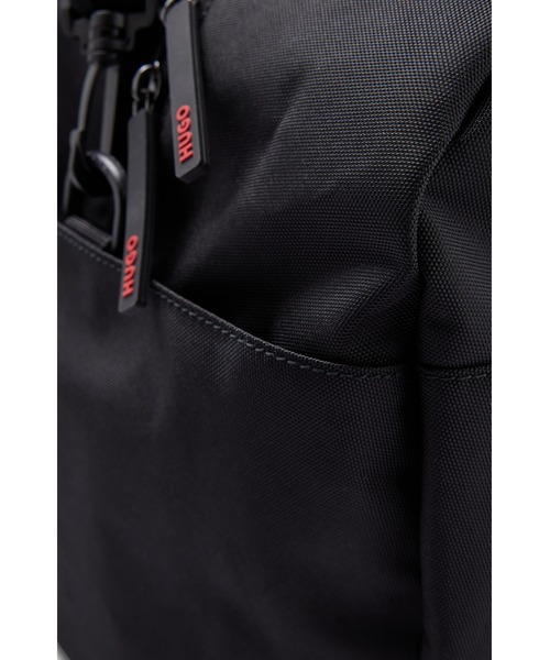 HUGO（ヒューゴ）の「レッドロゴラベル リサイクルナイロン ホールド