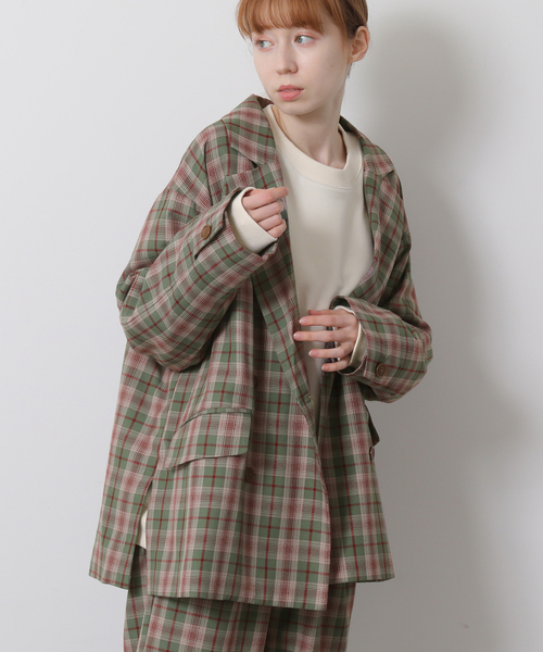 DOUBLE NAME（ダブルネーム）の「先染めチェックゆるテーパードジャケット（テーラードジャケット・レディース・グレイッシュベージュ/カーキ/ブルー・FREE）」の13枚目の写真