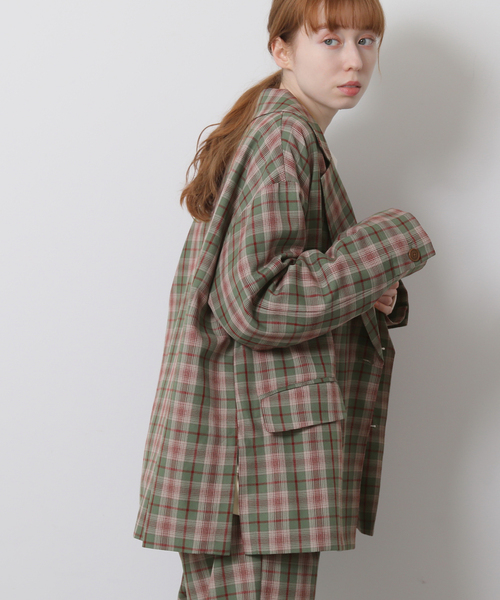 DOUBLE NAME（ダブルネーム）の「先染めチェックゆるテーパードジャケット（テーラードジャケット・レディース・グレイッシュベージュ/カーキ/ブルー・FREE）」の12枚目の写真
