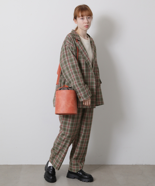 DOUBLE NAME（ダブルネーム）の「先染めチェックゆるテーパードジャケット（テーラードジャケット・レディース・グレイッシュベージュ/カーキ/ブルー・FREE）」の10枚目の写真