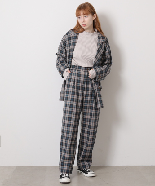 DOUBLE NAME（ダブルネーム）の「先染めチェックゆるテーパードジャケット（テーラードジャケット・レディース・グレイッシュベージュ/カーキ/ブルー・FREE）」の6枚目の写真