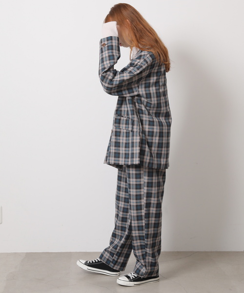 DOUBLE NAME（ダブルネーム）の「先染めチェックゆるテーパードジャケット（テーラードジャケット・レディース・グレイッシュベージュ/カーキ/ブルー・FREE）」の4枚目の写真