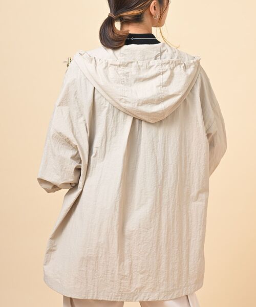 rps(アールピーエス)の「ポンチョライクマウンテンパーカー(マウンテンパーカー・レディース・ベージュ系その他/ライトカーキ/アイボリー/ブラック/カーキ・フリー)」の17枚目の写真