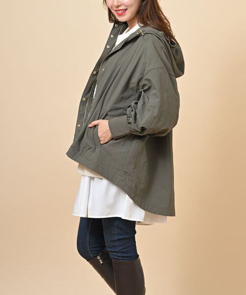 rps(アールピーエス)の「ポンチョライクマウンテンパーカー(マウンテンパーカー・レディース・ベージュ系その他/ライトカーキ/アイボリー/ブラック/カーキ・フリー)」の22枚目の写真