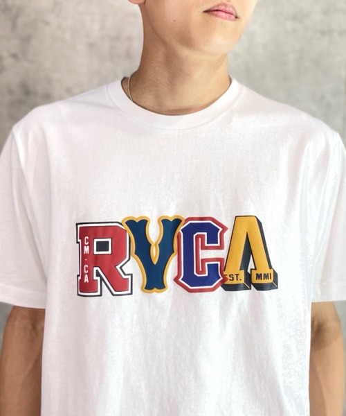 RVCA(ルーカ)の「RVCA/ルーカ ロゴプリントTシャツ ロゴT/クルーネックTシャツ ワンポイント BD041-230(Tシャツ/カットソー・メンズ・ホワイト×レッド/グリーン/ブラック×レッド・L/XL/M)」の5枚目の写真