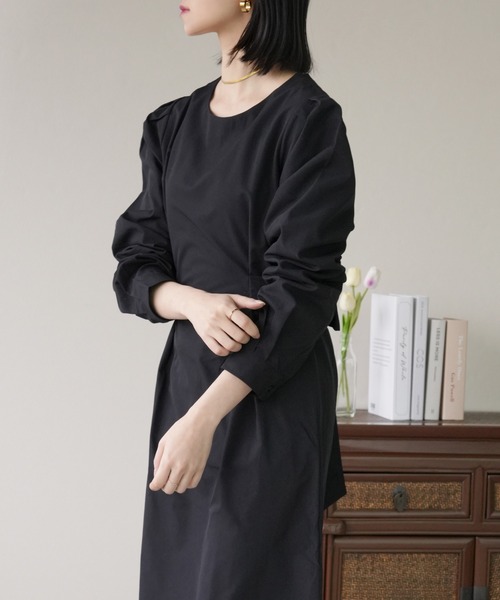 IAMUSE(アイアミューズ)の「バックリボンベルトワンピース S0356【IAMUSE】(ワンピース・レディース・オレンジ/ベージュ/ブラック・S/M/L)」の2枚目の写真