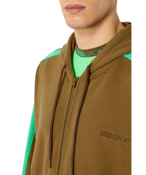 DIESEL(ディーゼル)の「メンズ ジップアップ スウエット DIESEL SPORT(パーカー・メンズ・カーキ/ブラック・LARGE/X-LARGE/MEDIUM/X-SMALL/SMALL/XXX-LARGE/XX-LARGE)」の4枚目の写真