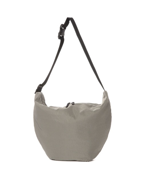 LEPSIM(レプシィム)の「ナイロンナナメガケバッグ 182802(ショルダーバッグ・レディース・ライトカーキ/アイボリー/ブラック・ONE SIZE)」の8枚目の写真