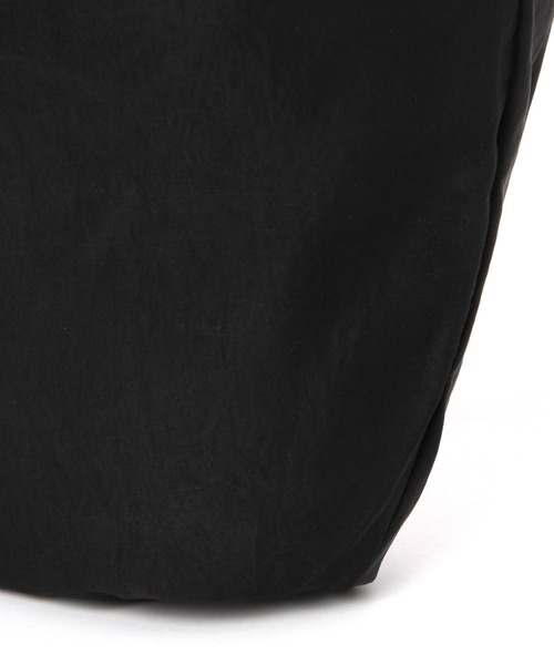 LEPSIM(レプシィム)の「ナイロンナナメガケバッグ 182802(ショルダーバッグ・レディース・ライトカーキ/アイボリー/ブラック・ONE SIZE)」の15枚目の写真