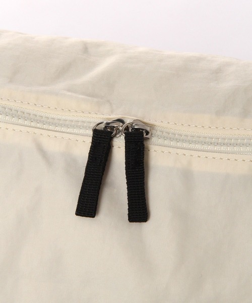 LEPSIM(レプシィム)の「ナイロンナナメガケバッグ 182802(ショルダーバッグ・レディース・ライトカーキ/アイボリー/ブラック・ONE SIZE)」の21枚目の写真