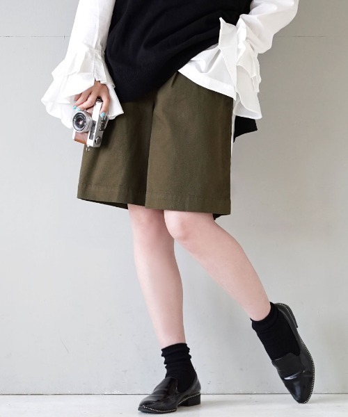 zootie(ズーティー)の「ヘビーウェイト チノ ショートパンツ(チノパンツ・レディース・アイボリー/ブラック/オリーブ/オフホワイト/ブラウン/ベージュ/ネイビー・フリー)」の6枚目の写真