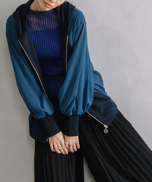 MARECHAL TERRE(マルシャルテル)の「コンビネーションパーカー(パーカー・レディース・ベージュ/オフホワイト/ブラック/ネイビー・MEDIUM)」の4枚目の写真