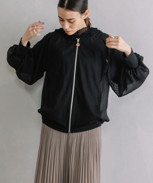 MARECHAL TERRE(マルシャルテル)の「コンビネーションパーカー(パーカー・レディース・ベージュ/オフホワイト/ブラック/ネイビー・MEDIUM)」の3枚目の写真