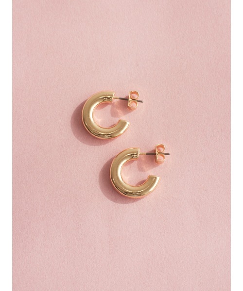 AMERICAN HOLIC（アメリカンホリック）の「チャンキーフープピアス（ピアス（両耳用）・レディース・シルバー/ゴールド・FREE）」の2枚目の写真