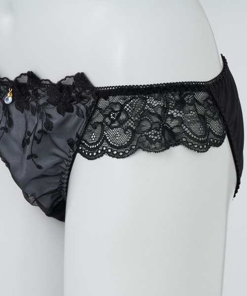 YU'NOW（ユナウ）の「【全13デザインから選べる！】【上下セット/AA-Gカップ】ぷるるん谷間のノンワイヤーブラ＆ショーツ（ブラ&ショーツ・レディース・ブラック×グレー/ライトグリーン/グリーン系その他/ブルー系/レモンイエロー/サーモンピンク/ネイビー系/ライトパープル/オフホワイト/アイボリー/ピンク/ブラック系/カーキ/ブラウン系/ブラウン系その他/ダークパープル/チャコールグレー/ライトピンク/ピンク系その他/ブルー系その他・D80L/C65M/D70M/E80L/A75M/D75L/B65M/A65M/G70M/F70M/F75L/G75L/B75L/F80L/B70M/E75L/B75M/E70M/C80L/AA70M/AA65M/G80L/A70M/C70M/C75M/C75L/D65M/E65M/D70L/E70L/F65M/F70L）」の21枚目の写真